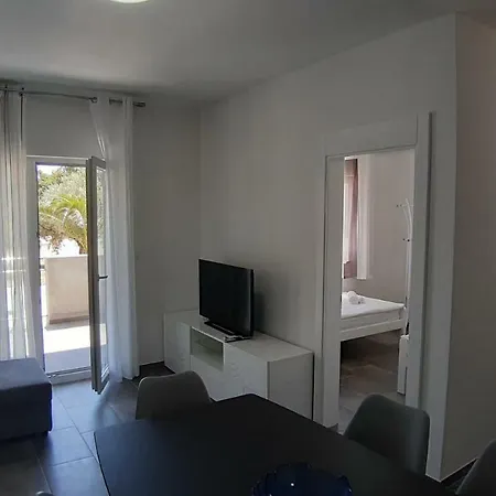 Relax Apartment Starigrad Paklenica Exterior photo
